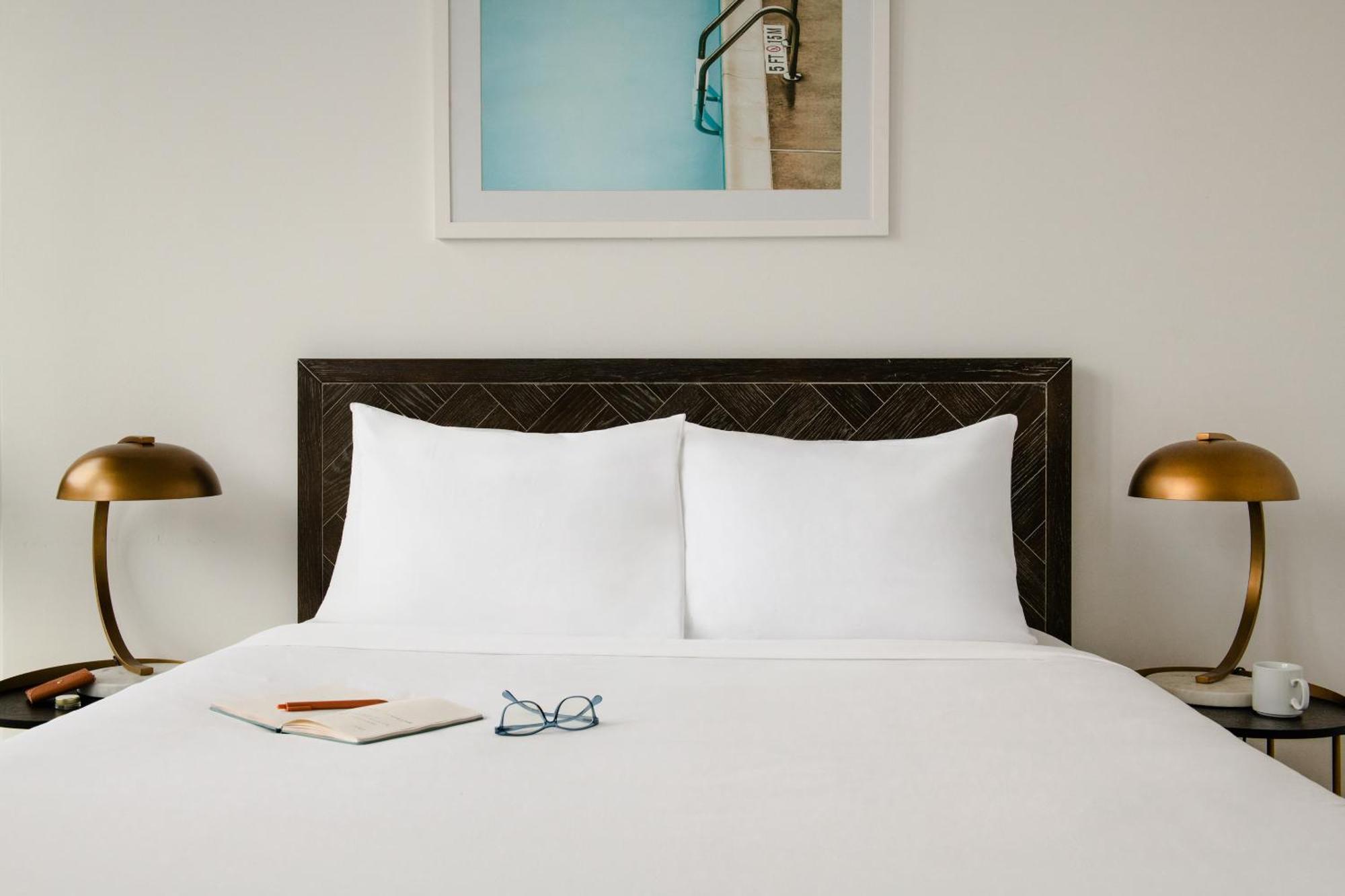 Sonder l 17WEST 3*